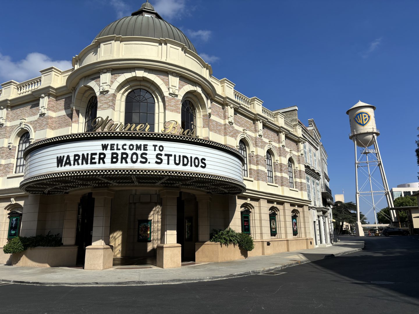 Tour Warner Bros